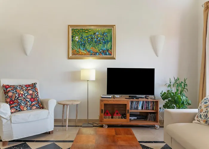 فيلة Ambar Cherry *